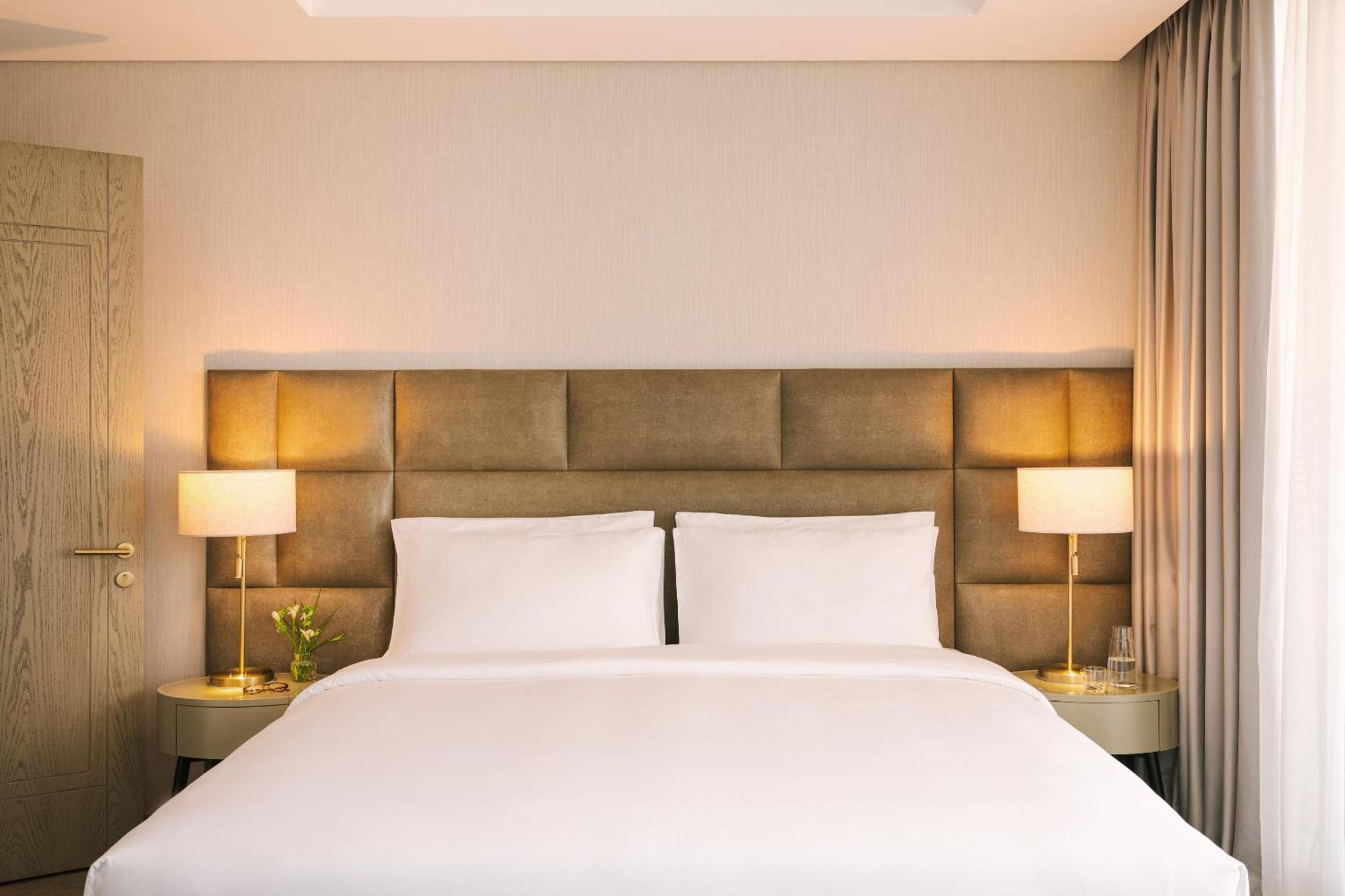 Sonder Business Bay Aparthotel Dubai Exterior photo